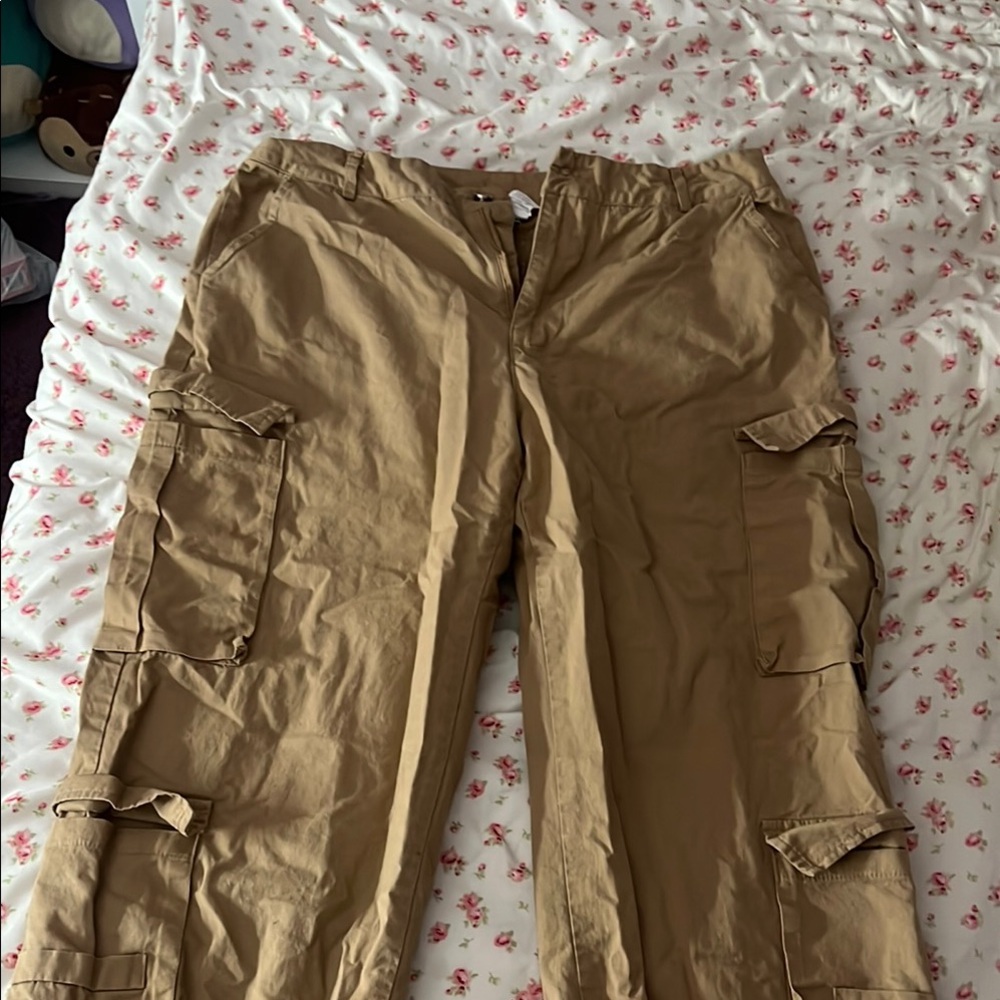 Men's Khaki Cargo Pants